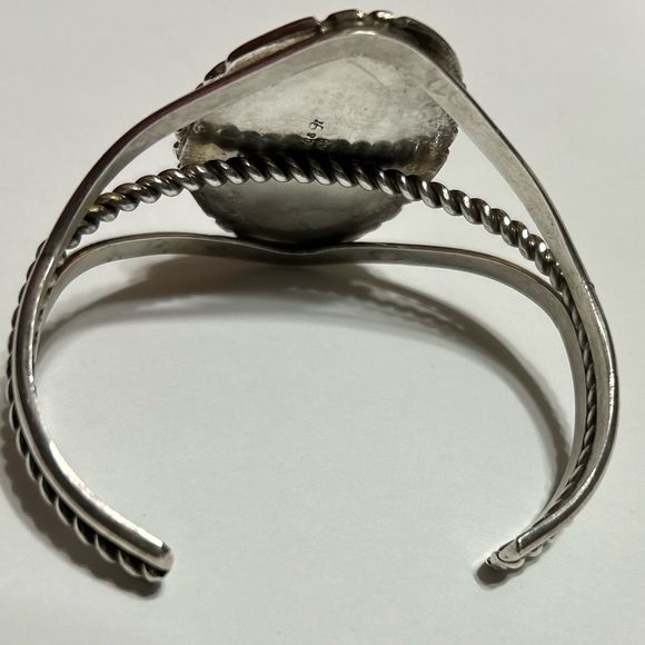 SIGNED MIKE THOMAS JR TOP GRADE STERLING TURQUOISE w WORLD MAP PATTERN! CUFF!! - Picture 7 of 10